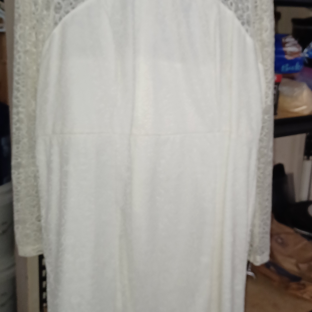 SHEIN White Curve Lace-Trim Top